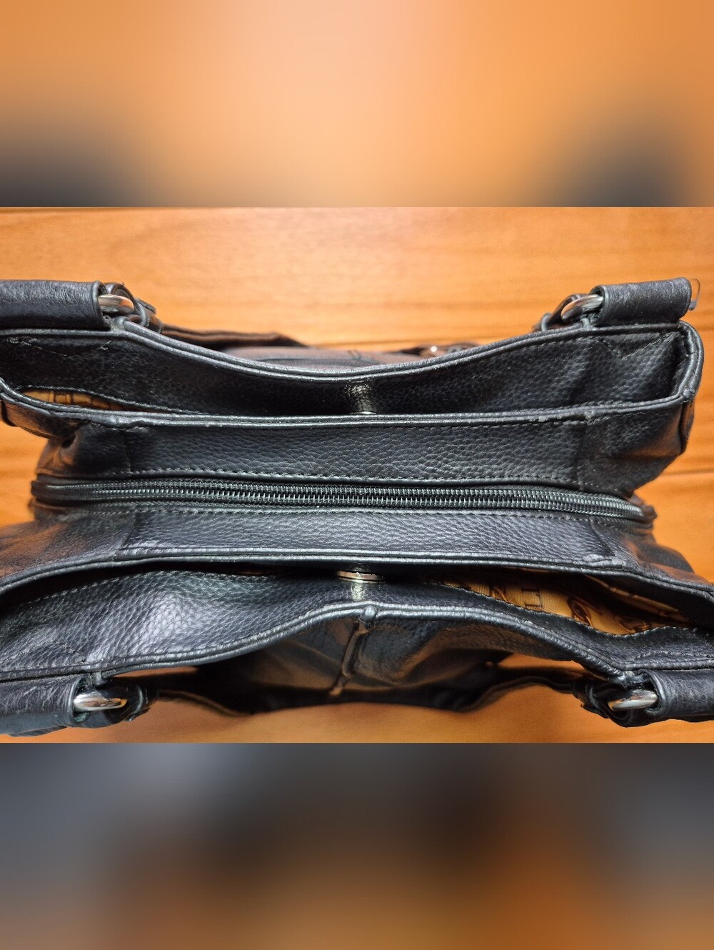 Tignanello‎ Black Pebbled Leather HoBo Shoulder Bag - Picture 7 of 11